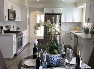 16944 Calahan St, North Hills, CA 91343