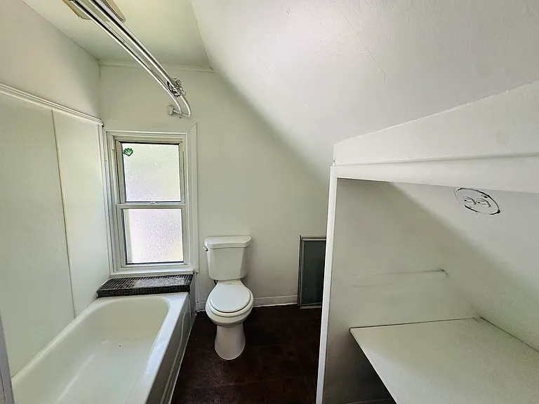 436 S Hamilton St — Photo 9