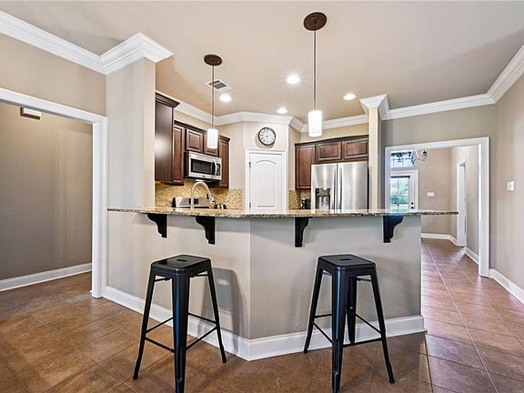 3rd image of 951 Woodsprings Ct