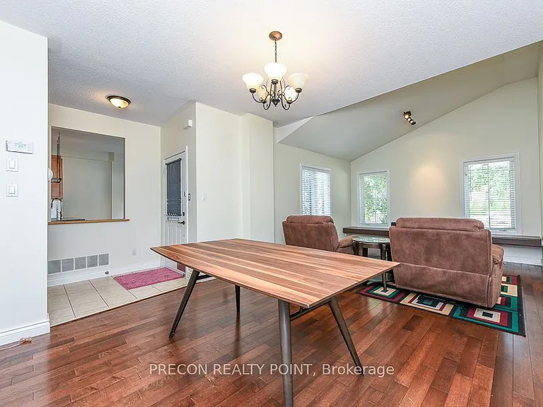 100 Beddoe Dr #4 — Photo 29