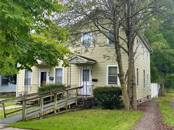 209 W Morris St, Bath, NY 14810