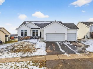 3159 Guinness Dr, Janesville, WI 53546
