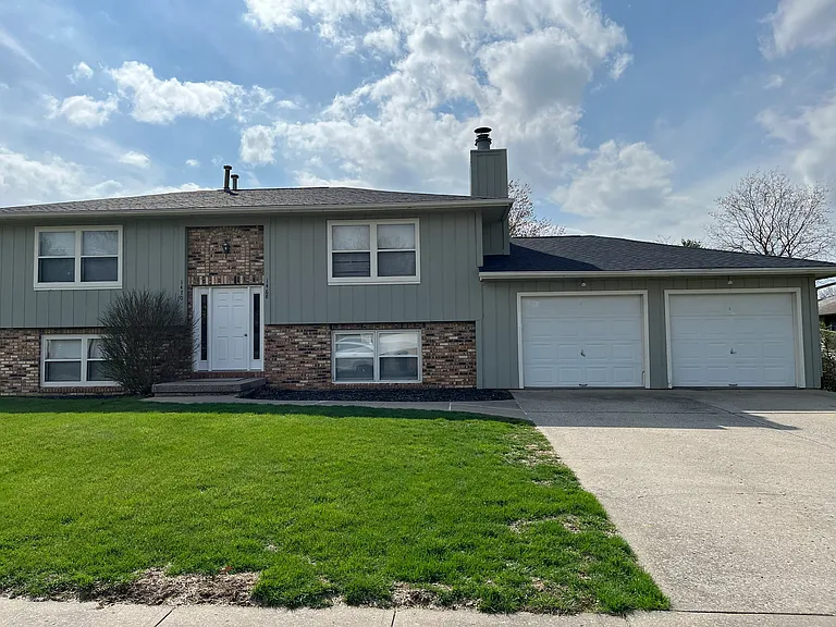 1468 Eastview Dr — Photo 15