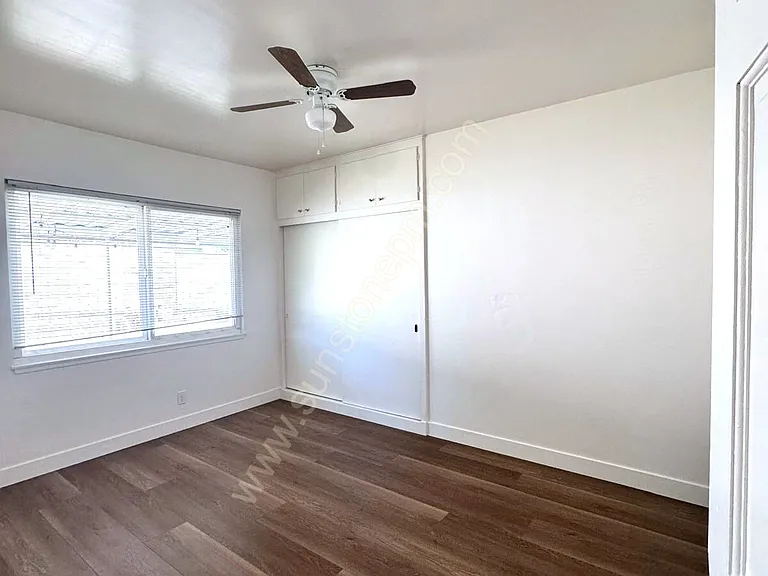 2422 Mariposa St — Photo 7