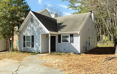 2007 Jebs Ct NW — Photo 1