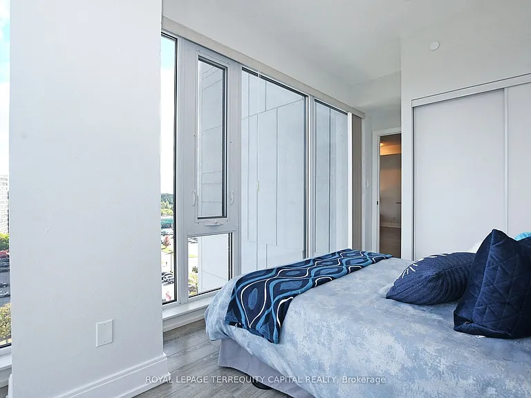 9608 Yonge St #1011 — Photo 33