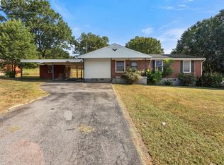 702 1st Ave, Mount Pleasant, TN 38474