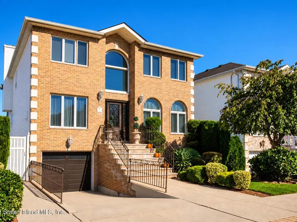 57 Parker St, Staten Island, NY 10307