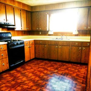 931 S Market St, Nanticoke, PA, 18634