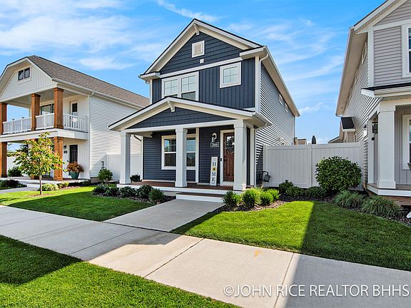 3rd image of 7888 Greendale Dr SE