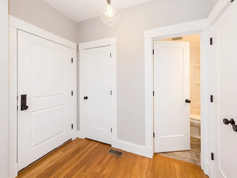 127 Hudson St #1 — Photo 18