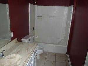 4th image of 932 Avenue B