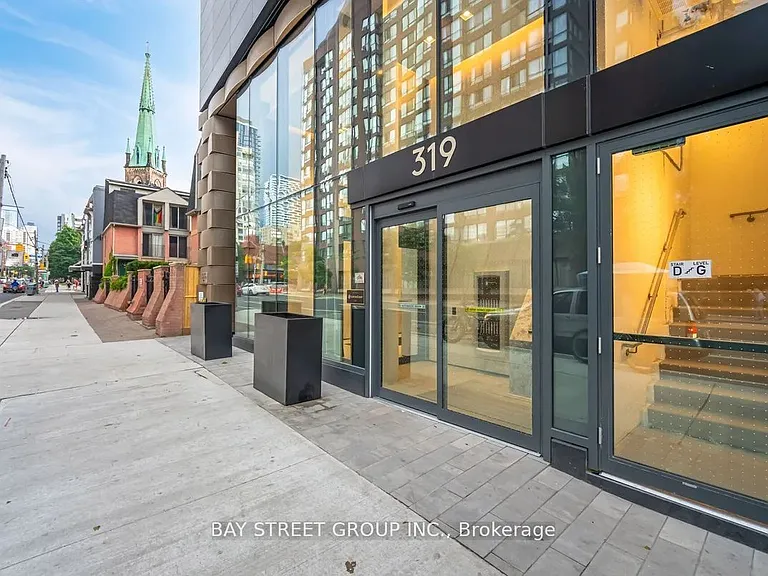 319 Jarvis St #4212 — Photo 2