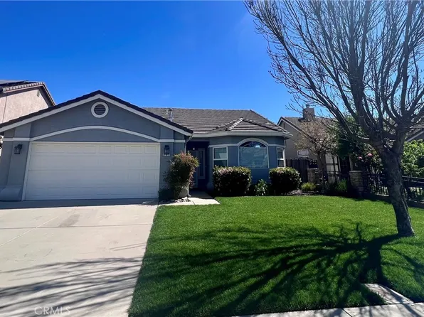 842 Cedar Ln, Livingston, CA 95334