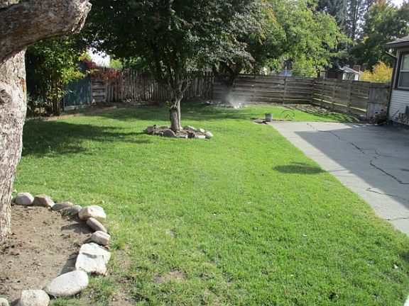 2nd image of 5508 N Audubon St