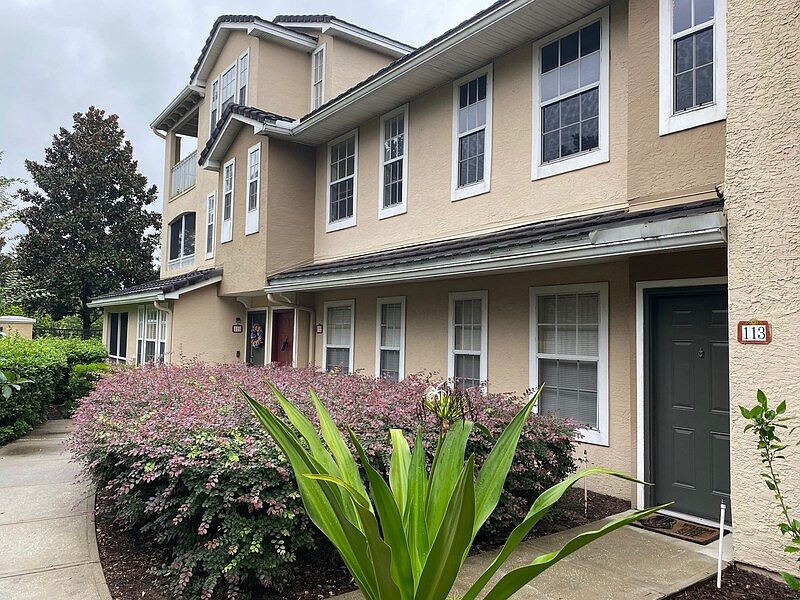 1st image of 10075 N Gate Pkwy #112