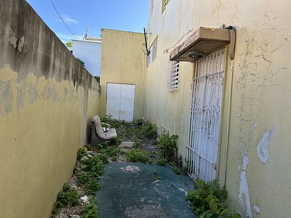 4th image of Calle Mano Braschi #5