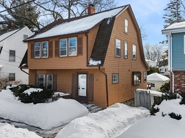 10 Arbutus Rd, Swampscott, MA 01907