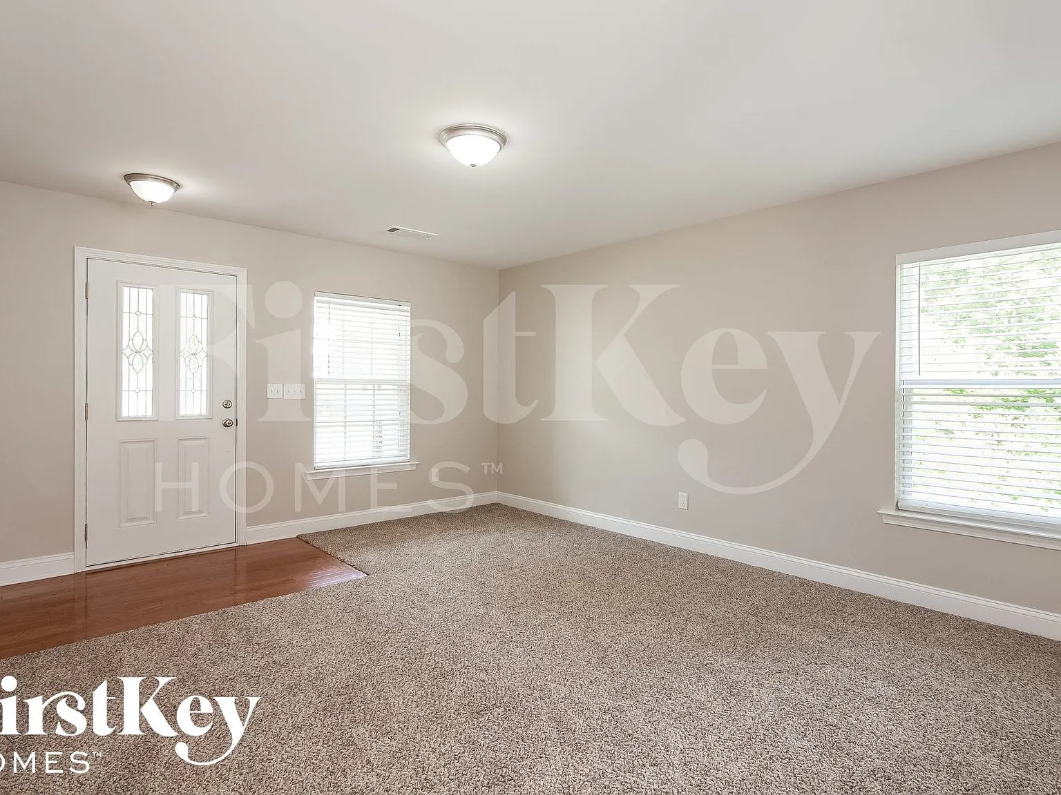 4 bed, 2.5 bath, 2174 sqft, $2,675 — Photo 2