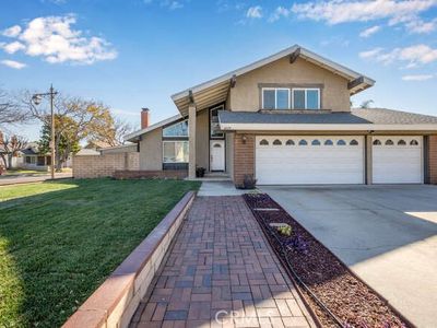 6074 E Camino Manzano, Anaheim, CA, 92807