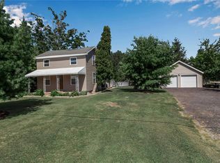 3751 Daniels Rd, Ransomville, NY 14131