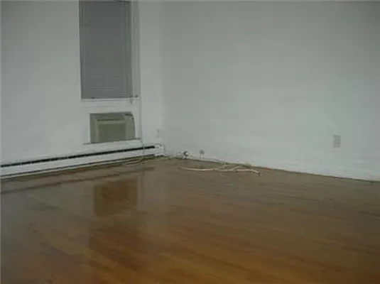 Rented by R New York | media 3