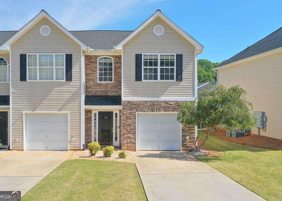 1st image of 128 Creekwood Dr