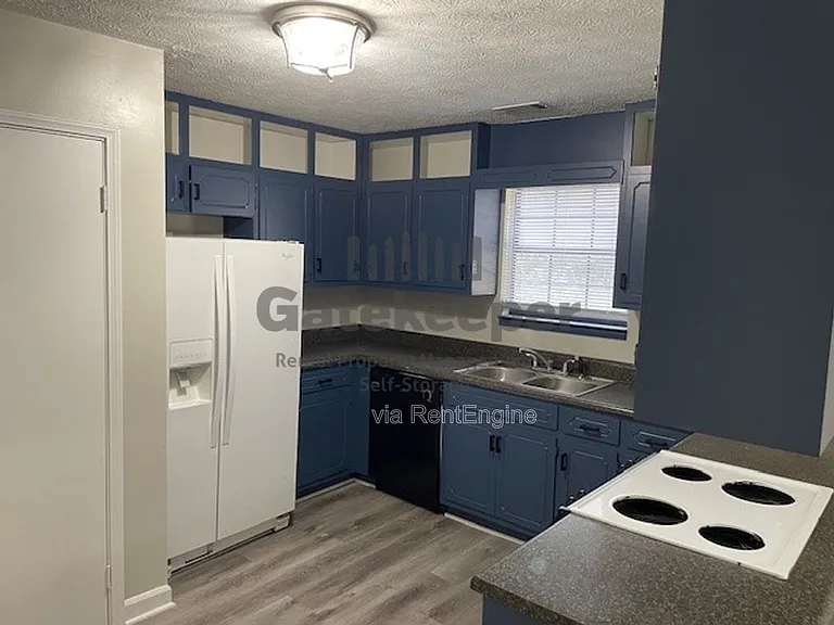 7345 Chaucer Ct — Photo 7