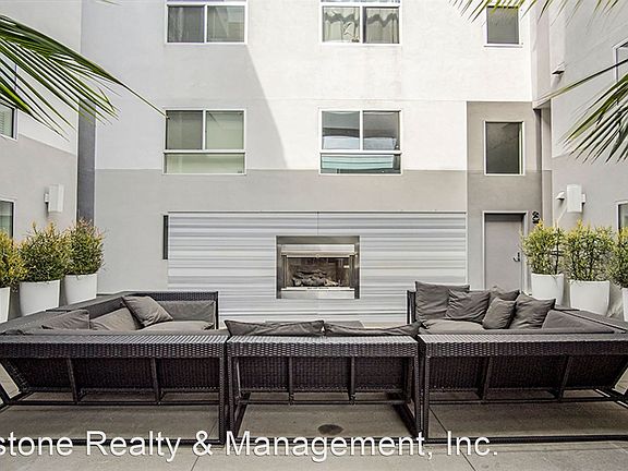 3rd image of 1730 Sawtelle Blvd APT 109