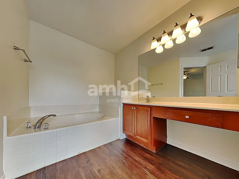 1234 SW Alesio Ln — Photo 13