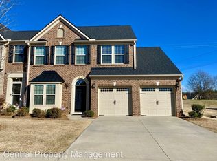 200 Alderside Pl, Greer, SC 29650