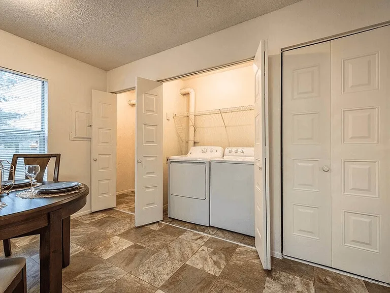 Olive Branch Apartments — Photo 3