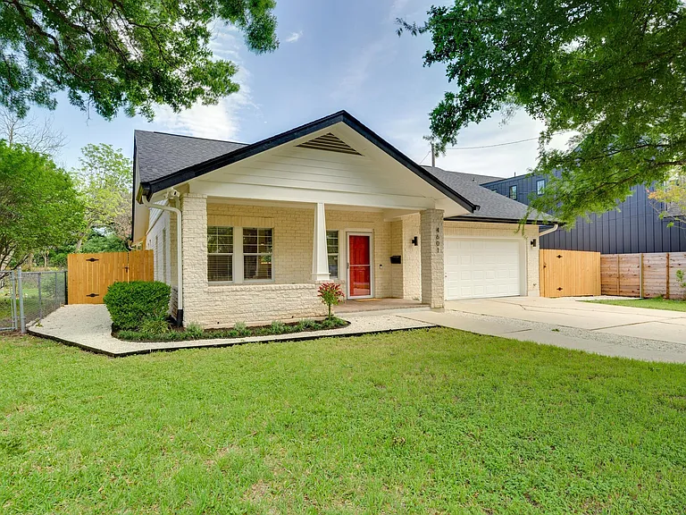 4601 Eilers Ave — Photo 2