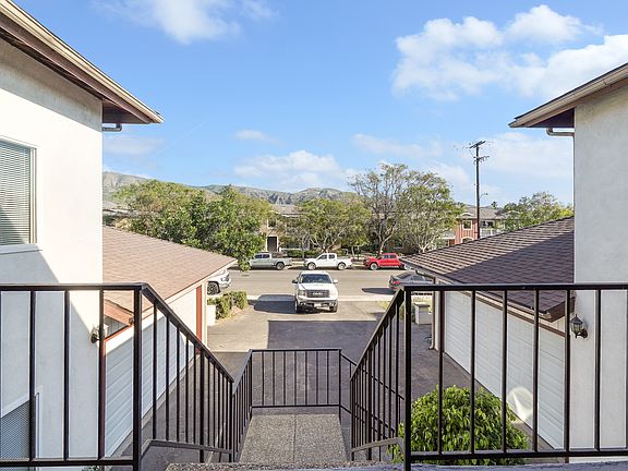 2nd image of 213 W Santa Barbara St #D
