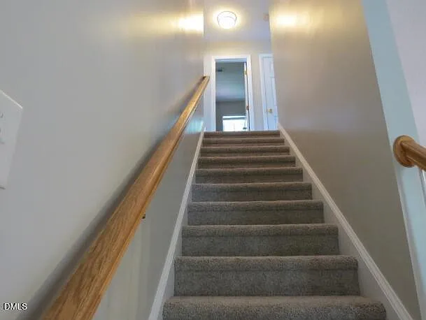 10 Knightsbridge Ct — Photo 13