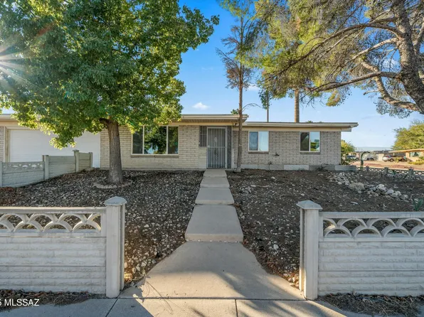 4573 S Silver Beech Ave, Tucson, AZ 85730