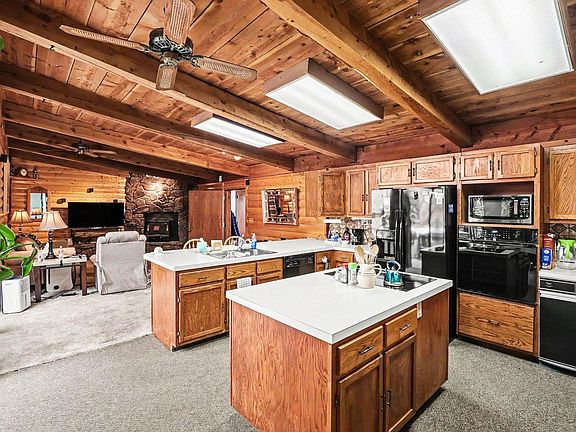 4th image of 504 Carpenter Rd