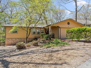 61 Walney Dr, Bella Vista, AR 72715