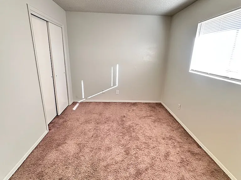3211 Morris Street NE — Photo 17
