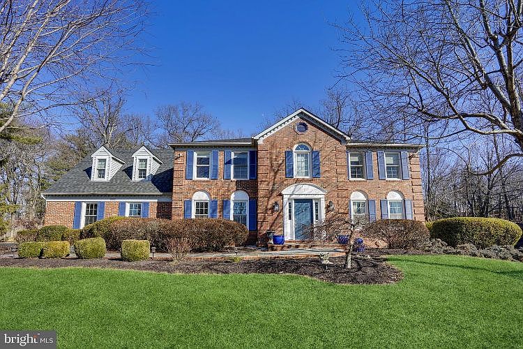 1st image of 991 Old Holly Dr