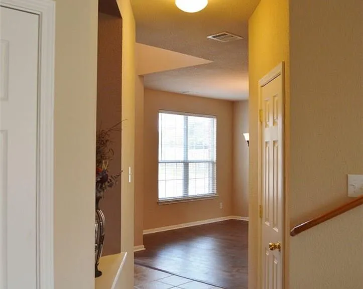 2716 Costa Azul Cv — Photo 13