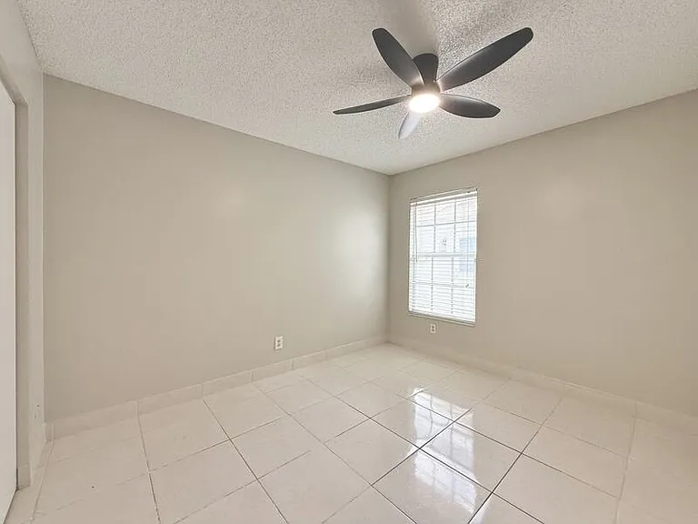 11316 Maybrook Ave — Photo 25