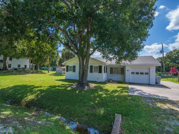 1845 6th St, Vero Beach, FL 32962
