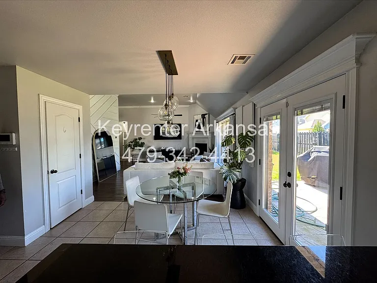 5313 S Stone Bay Ct — Photo 6