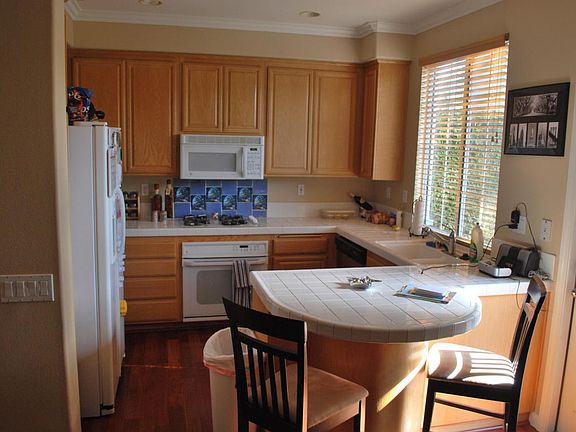 3rd image of 2924 Capella Way