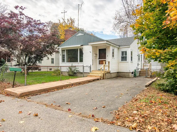 4 Williams Avenue, Kittery, ME 03904