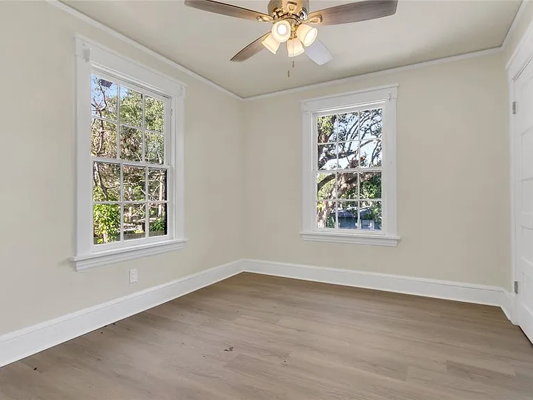 226 Elliott Ave — Photo 11