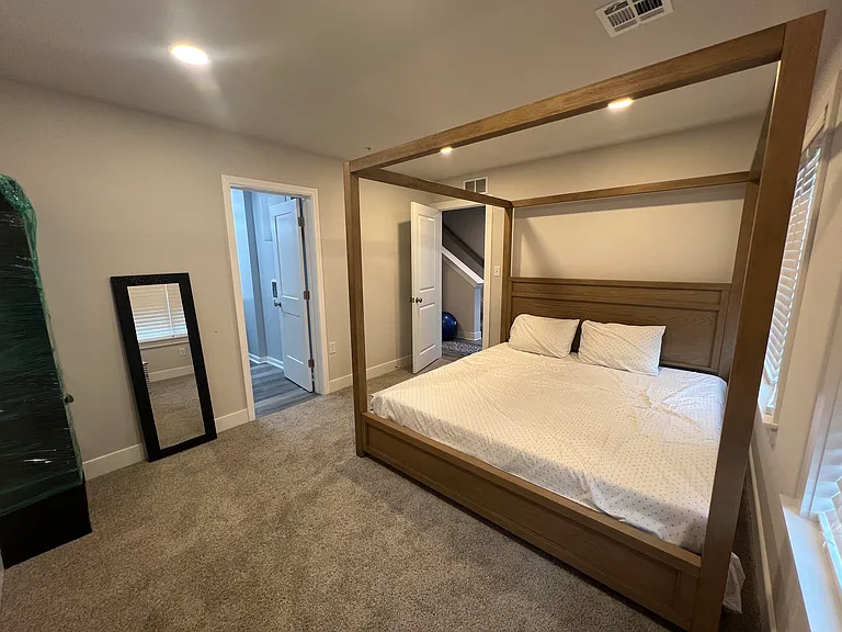 31 Seover Way — Photo 3