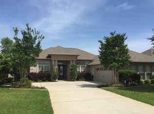 9077 Orlando Ave, Navarre, FL 32566