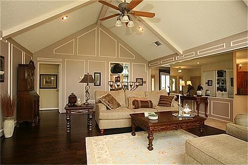 5th image of 309 Catlin Cir